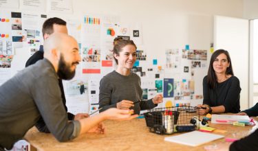 Senior Service Designer (F/M/D)